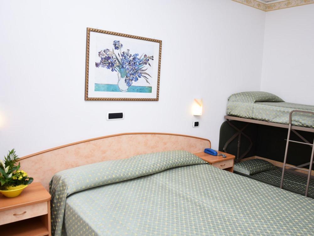 Hotel Joli ألبا أدرياتيكا المظهر الخارجي الصورة