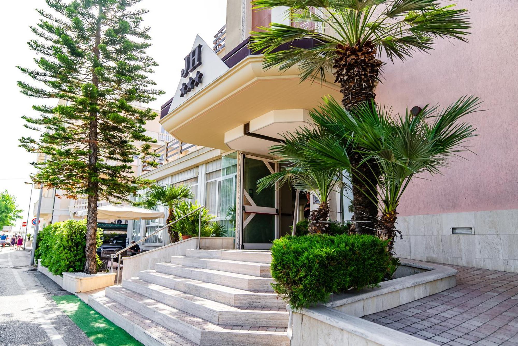 Hotel Joli ألبا أدرياتيكا المظهر الخارجي الصورة